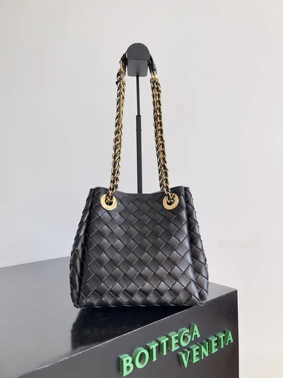 Bottega Veneta Bag