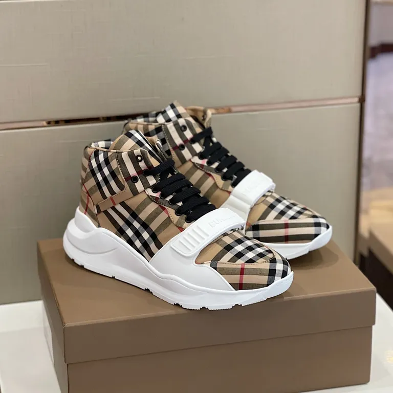 Burberry Shoe