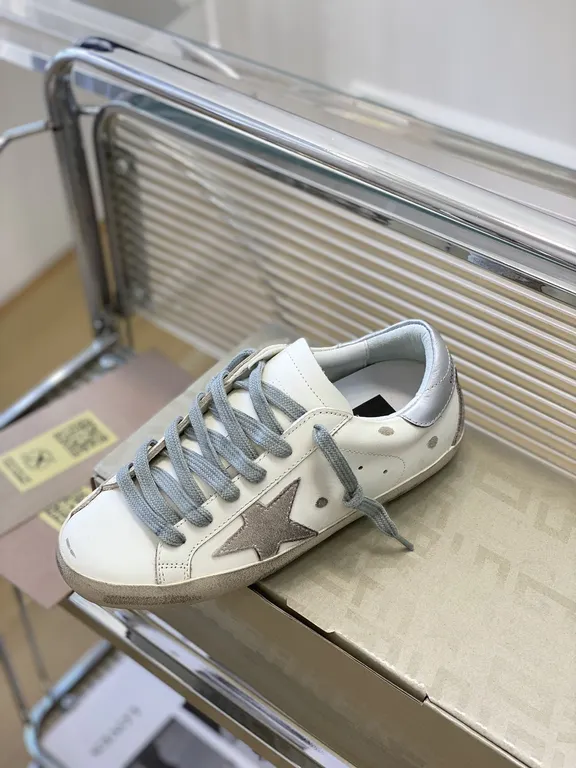 Golden Goose Shoe