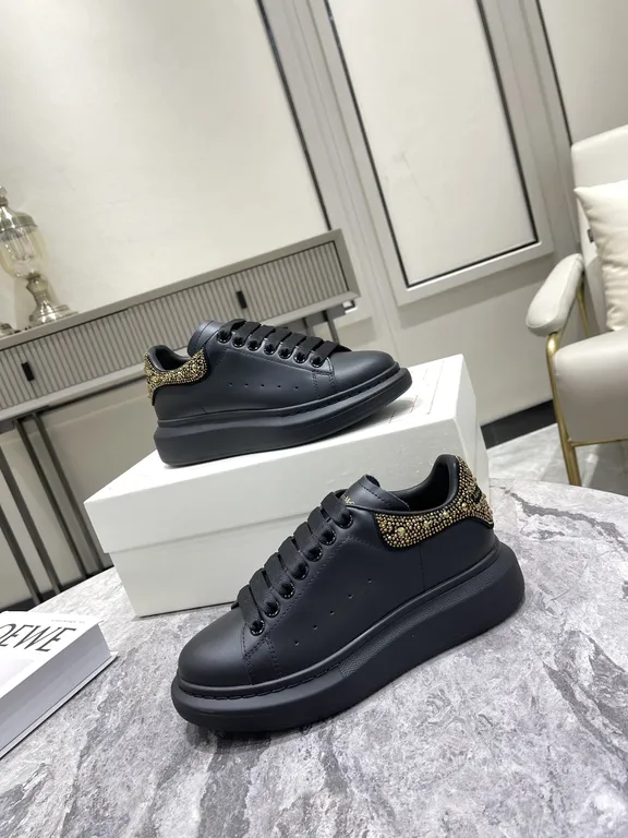 Alexander McQueen Shoe