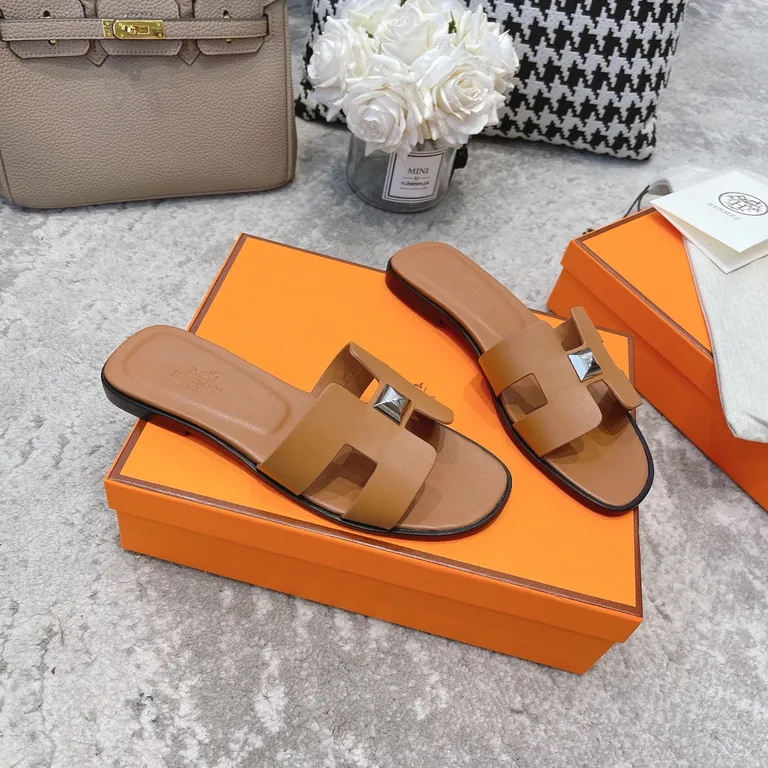 Hermes Shoe