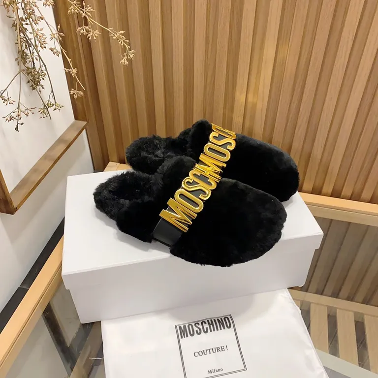 Moschino Shoe