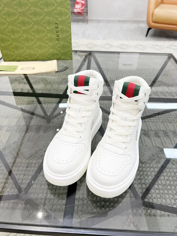 Gucci Shoe