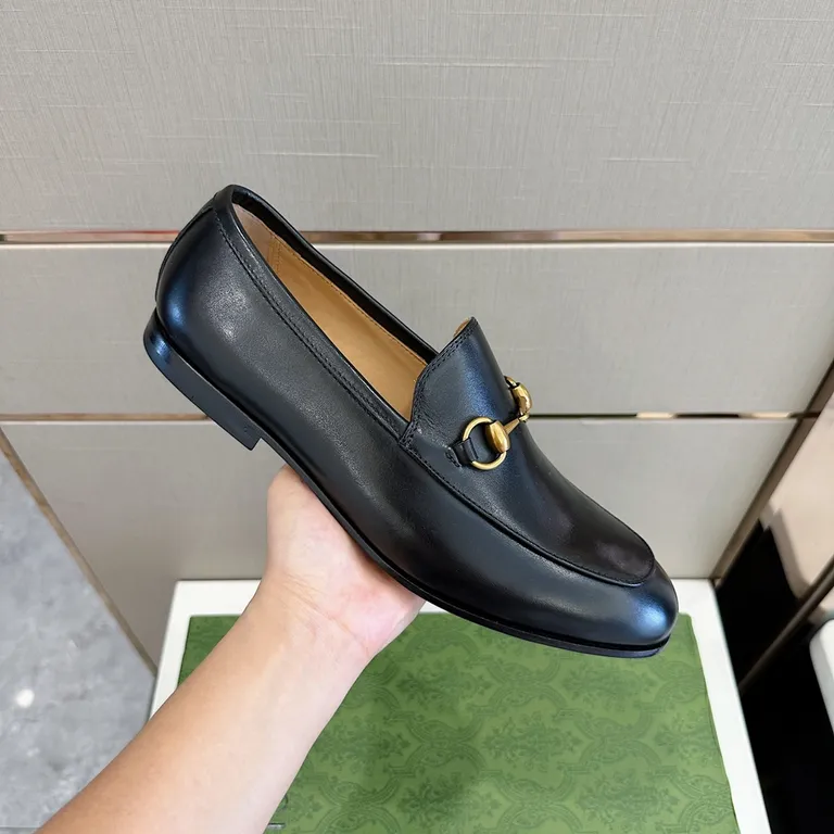 Gucci Shoe