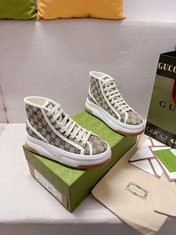 Gucci Shoe