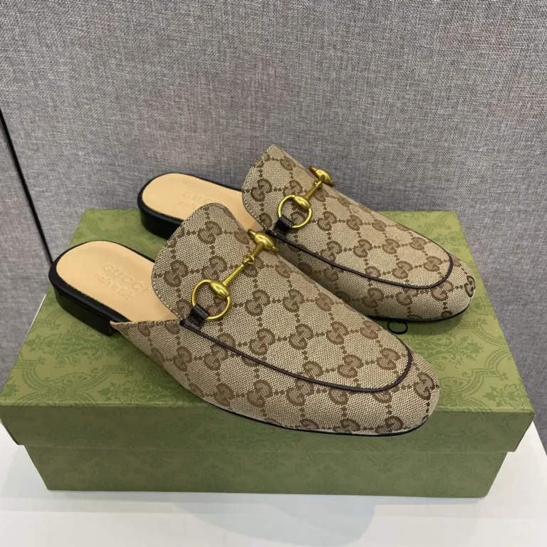 Gucci Shoe