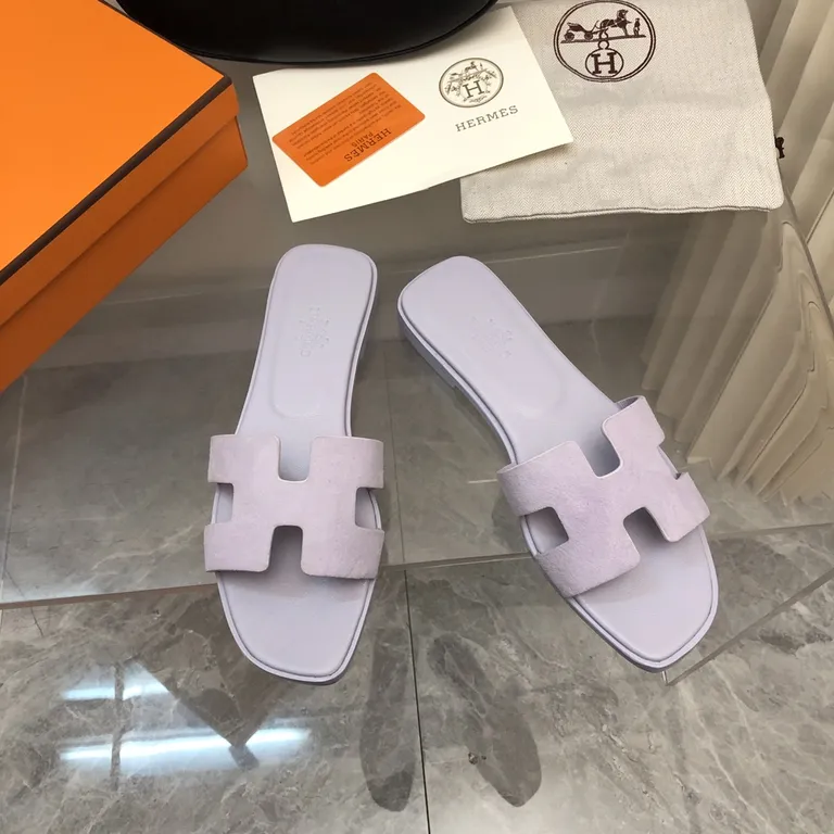 Hermes Shoe