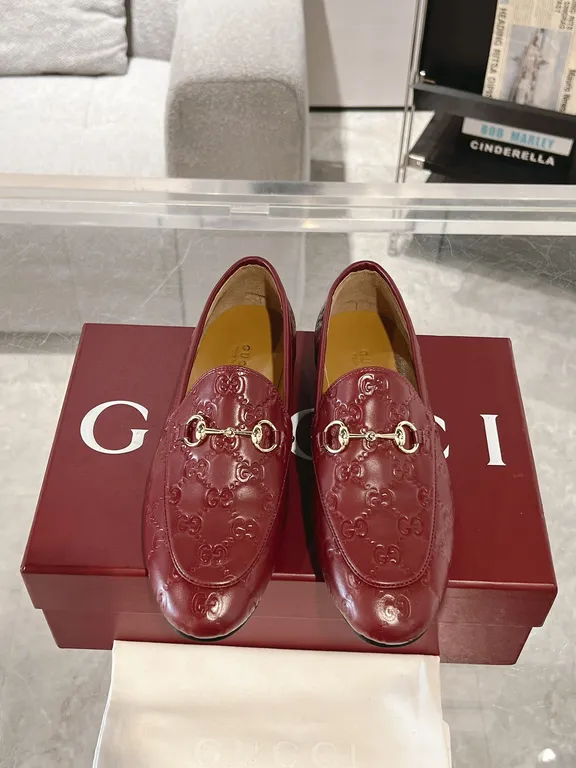 Gucci Shoe