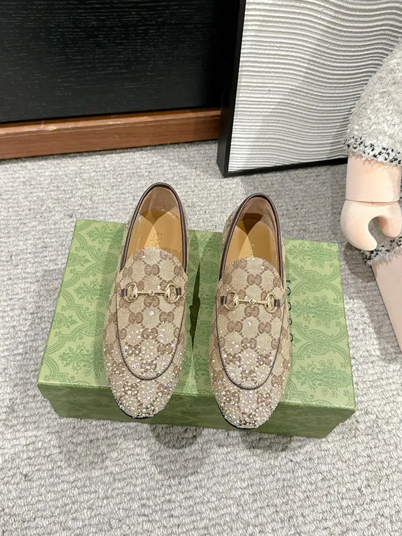 Gucci Shoe