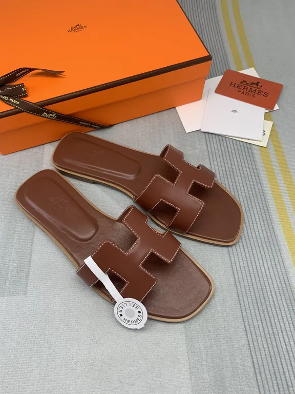 Hermes Shoe