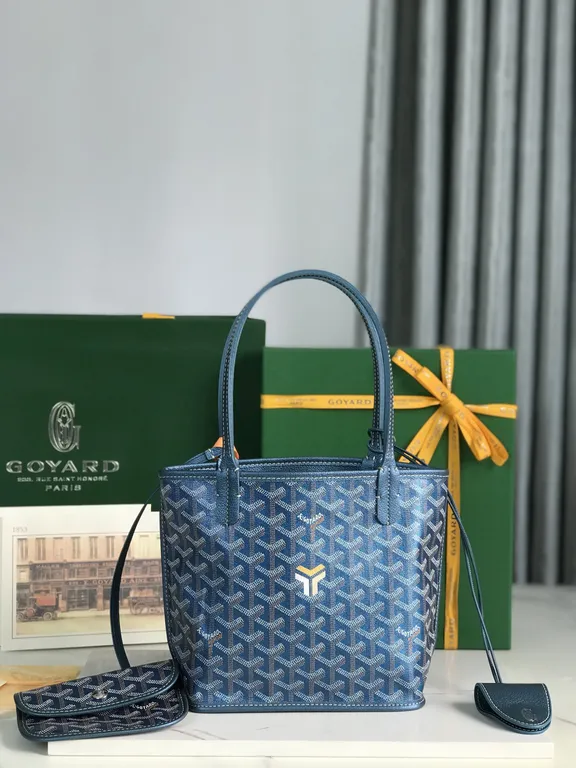 Goyard Bag