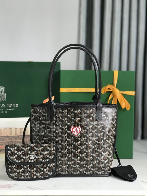 Goyard Bag