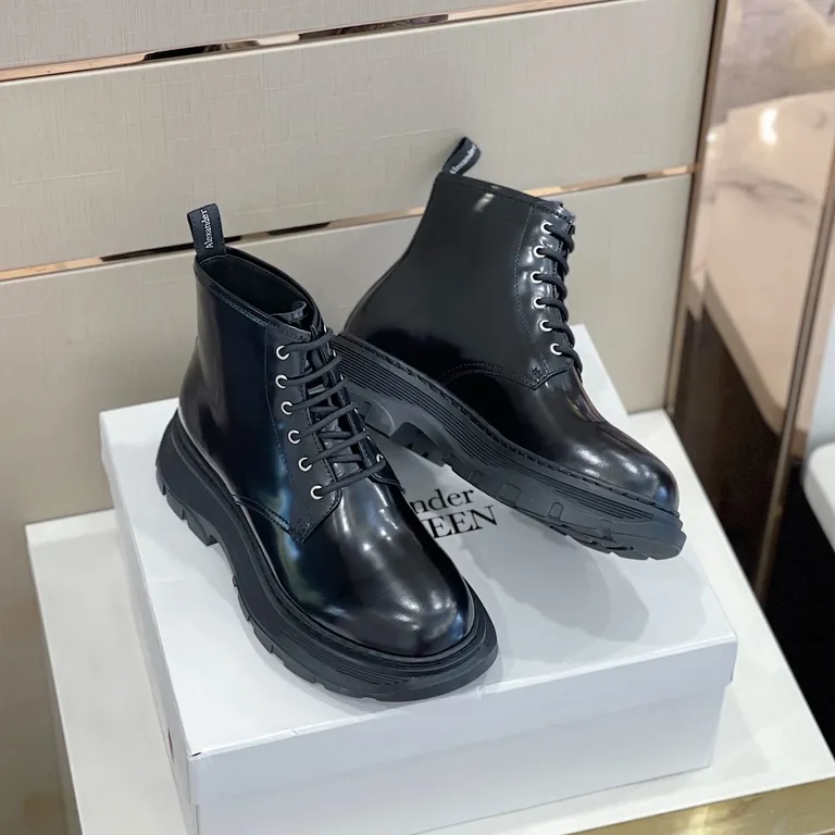 Alexander McQueen Shoe