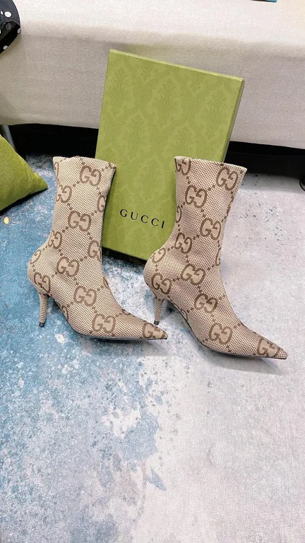 Gucci Shoe