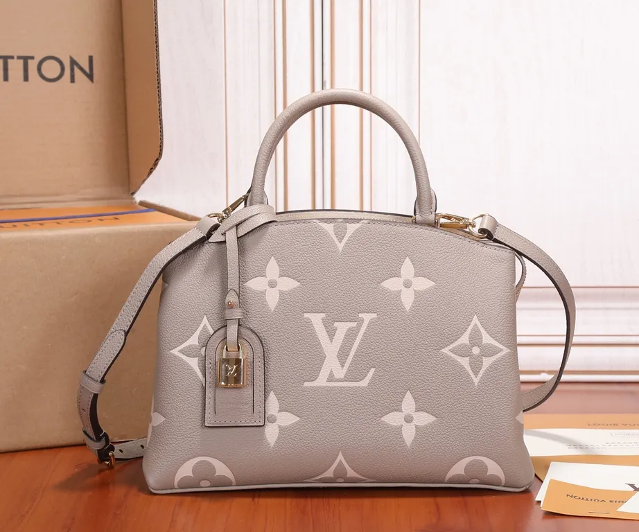 Louis Vuitton Bag