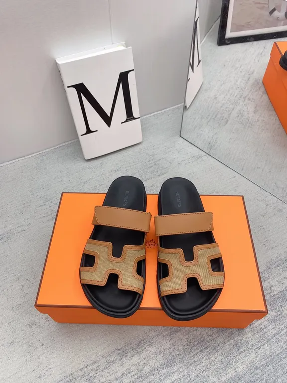 Hermes Shoe