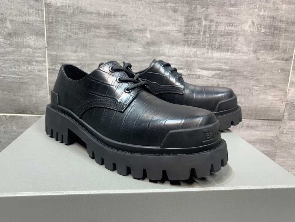 Balenciaga Shoe