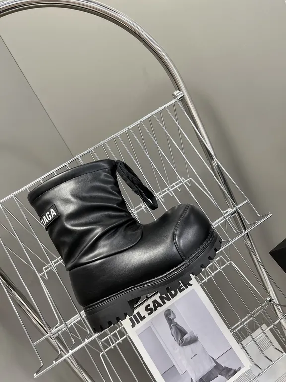 Balenciaga Shoe