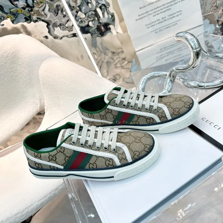 Gucci Shoe