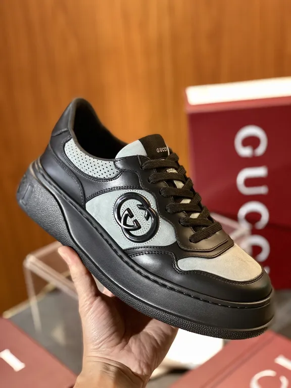 Gucci Shoe