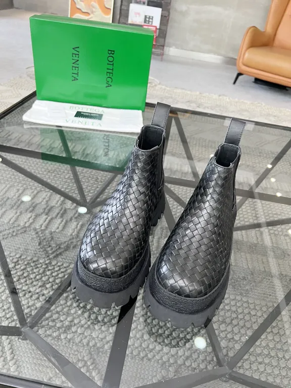 Bottega Veneta Shoe