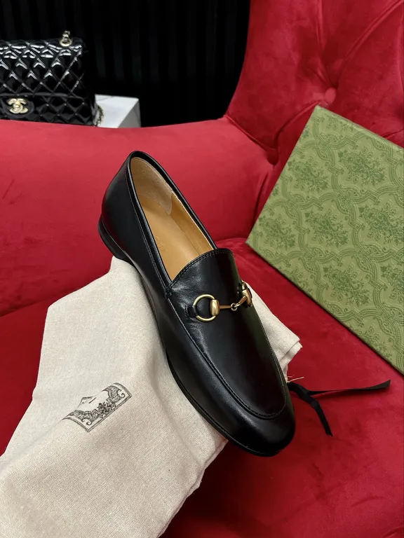 Gucci: Complete Guide to Main Products and Iconic Style